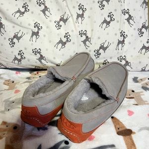 Ugg loafer